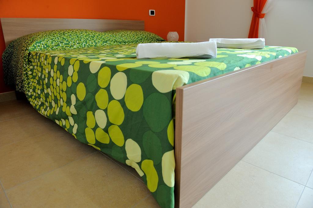 B&B Sun House Modugno Pokój zdjęcie